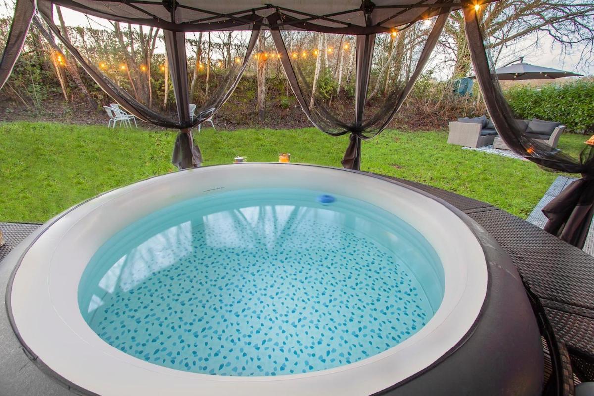 The Dairy With Hot Tub & Pizza Oven Holiday home