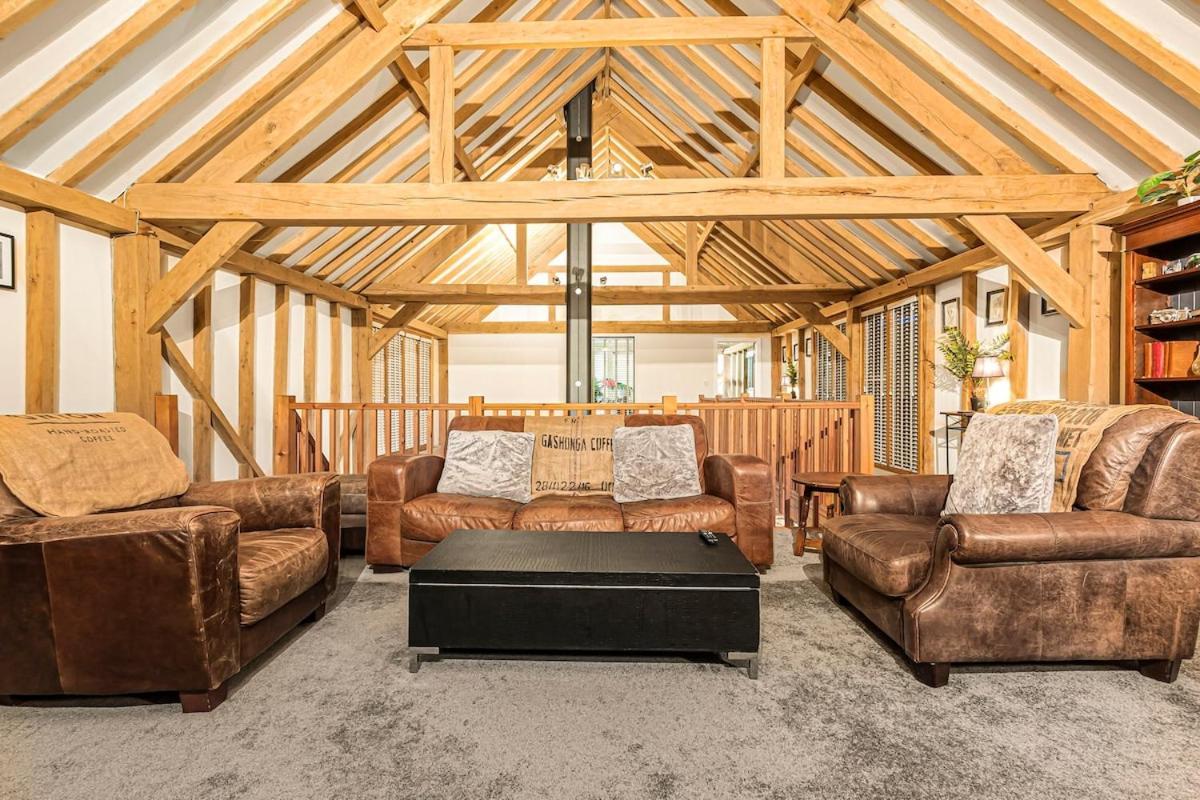 Holiday home The Dairy With Hot Tub & Pizza Oven