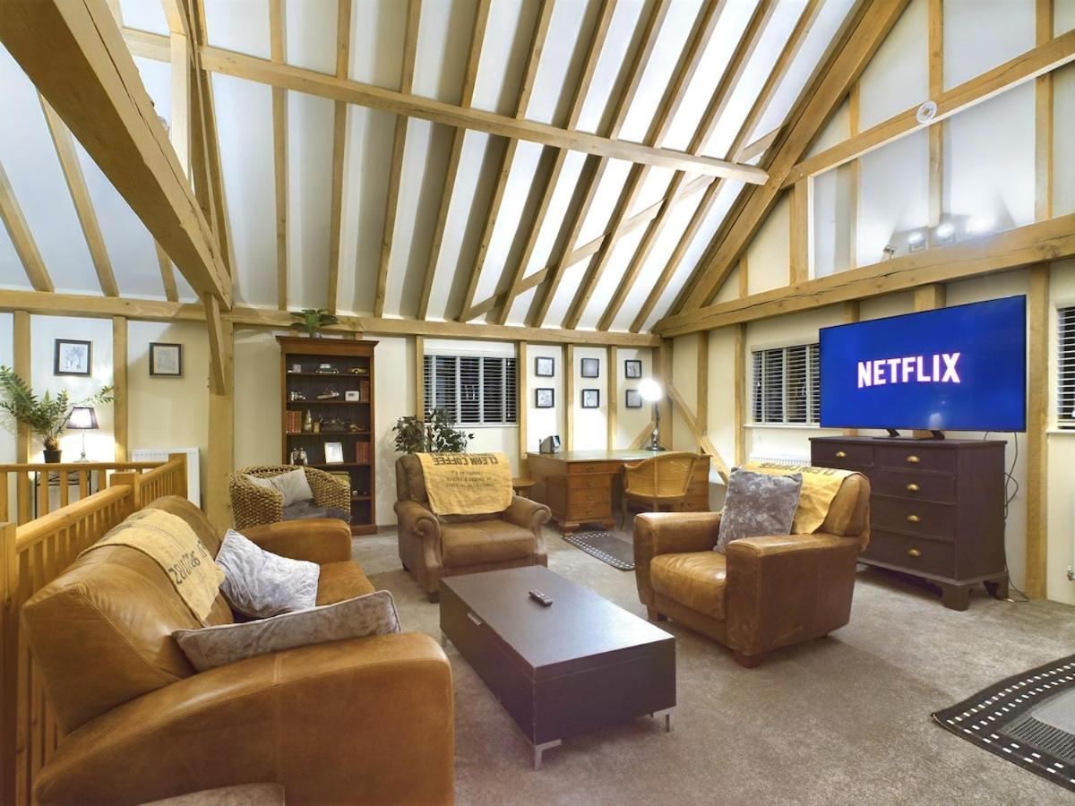 Holiday home The Dairy With Hot Tub & Pizza Oven East Grinstead